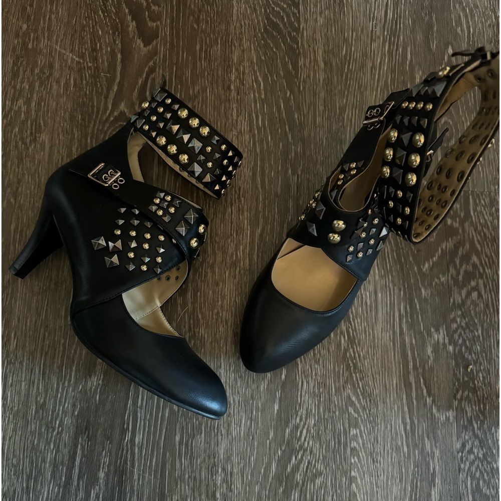 Black leather studded heels Size 10M